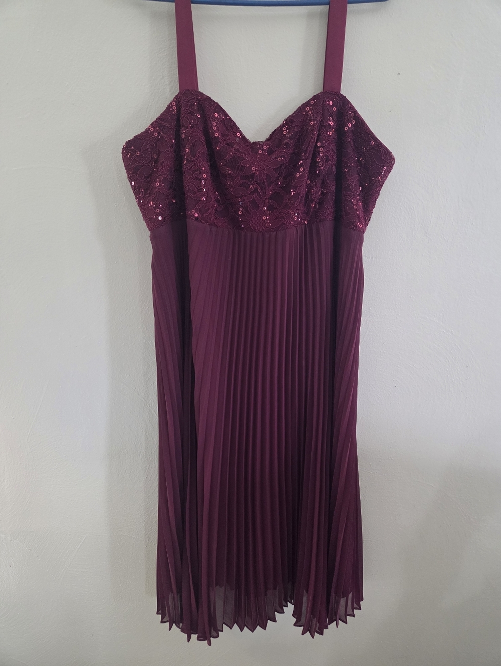 Maroon Sequin Lace Bodice Pleated Midi Dress